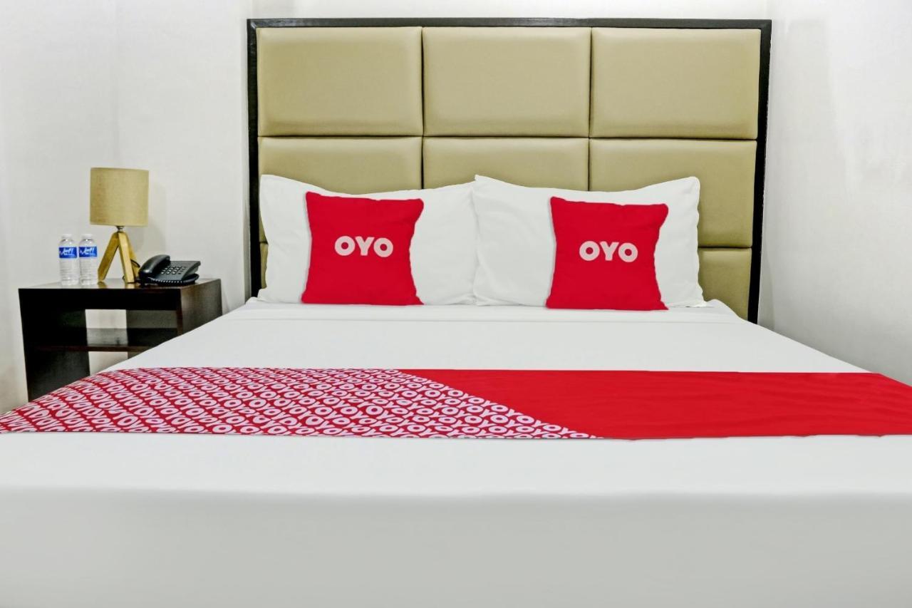 Oyo 869 Jnv Dream Hotel Subic Luaran gambar