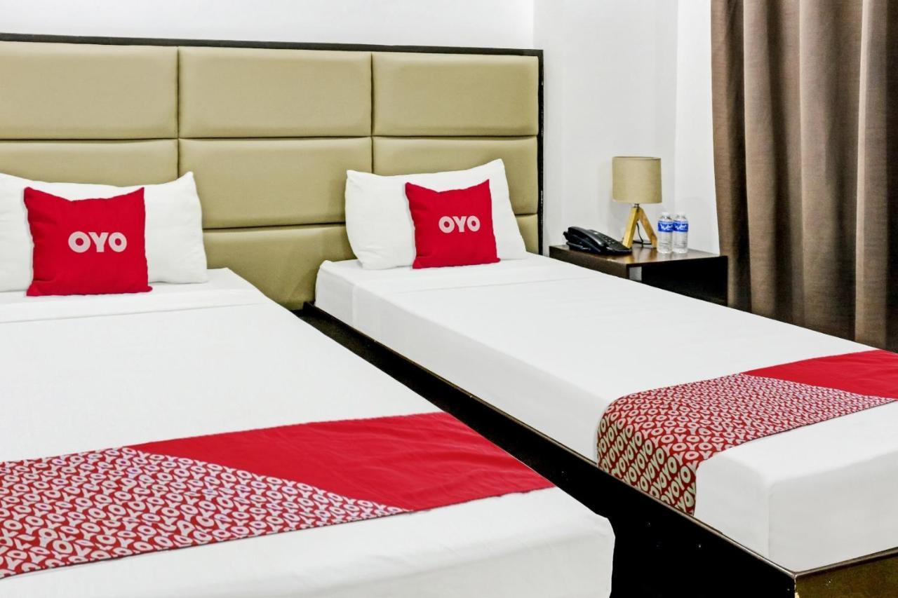 Oyo 869 Jnv Dream Hotel Subic Luaran gambar