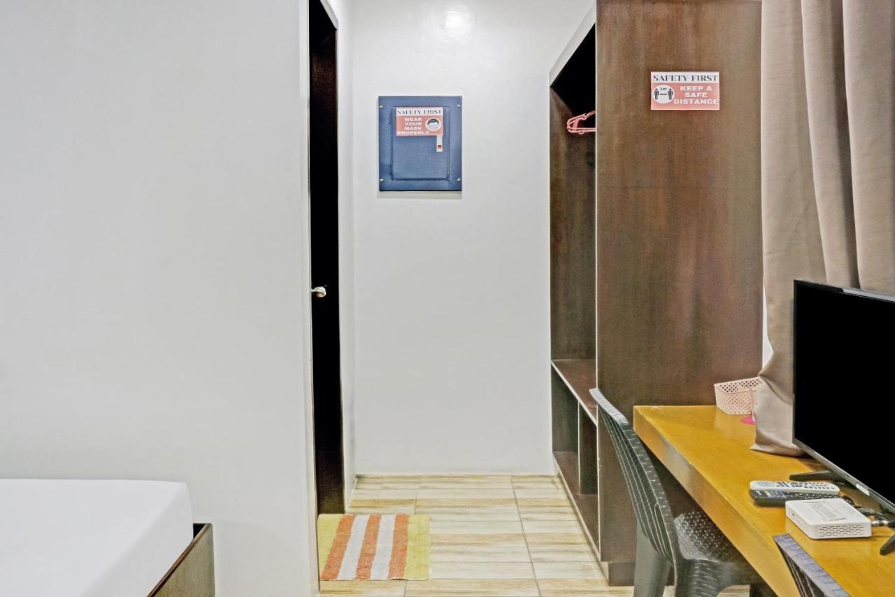 Oyo 869 Jnv Dream Hotel Subic Luaran gambar